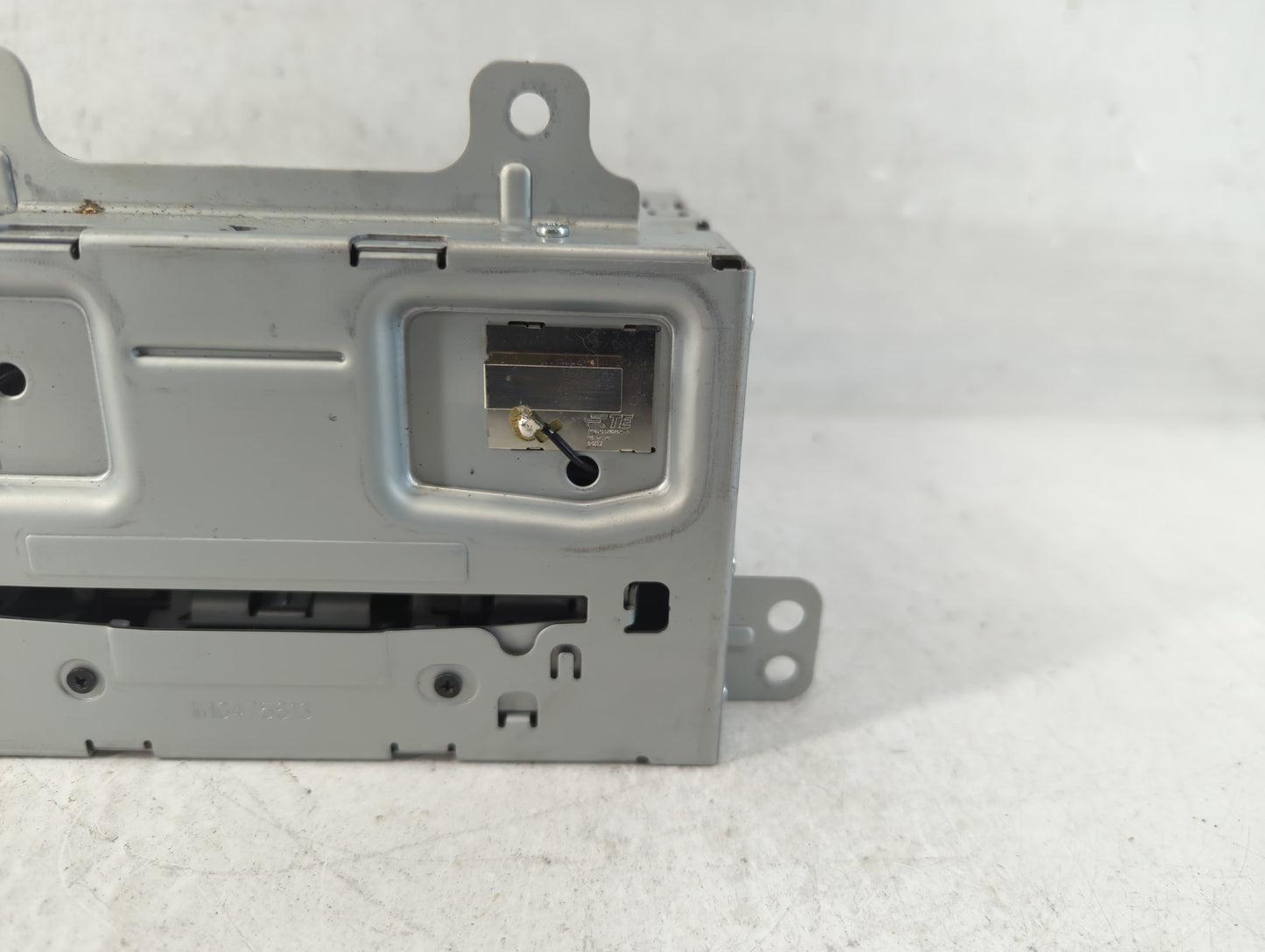 2014 Chevrolet Cruze Radio AM FM Cd Player Receiver Replacement P/N:23172122 23206821, 23184129 Fits OEM Used Auto Parts - O