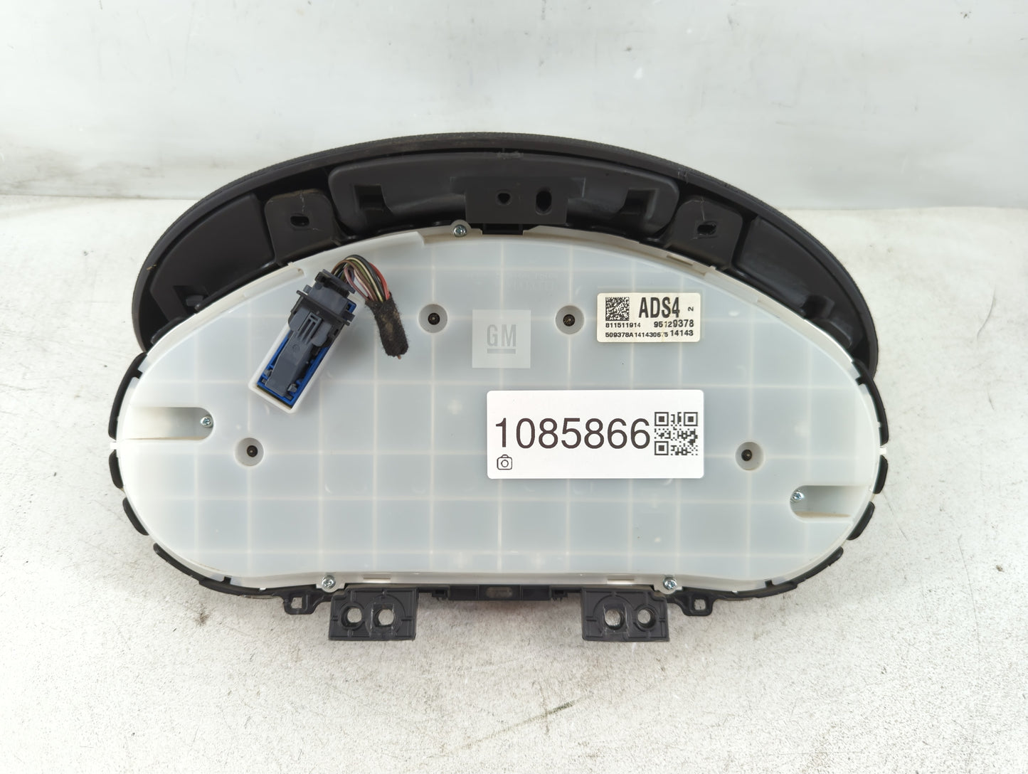 2013-2014 Chevrolet Cruze Instrument Cluster Speedometer Gauges P/N:95129378 Fits Fits 2013 2014 OEM Used Auto Parts - Oemus