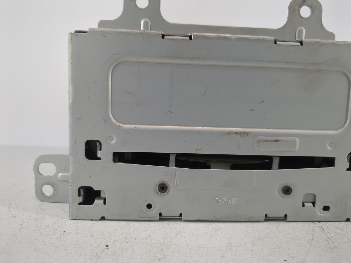 2014-2016 Chevrolet Cruze Radio AM FM Cd Player Receiver Replacement P/N:22976137 95166368 Fits Fits 2014 2015 2016 2017 OEM