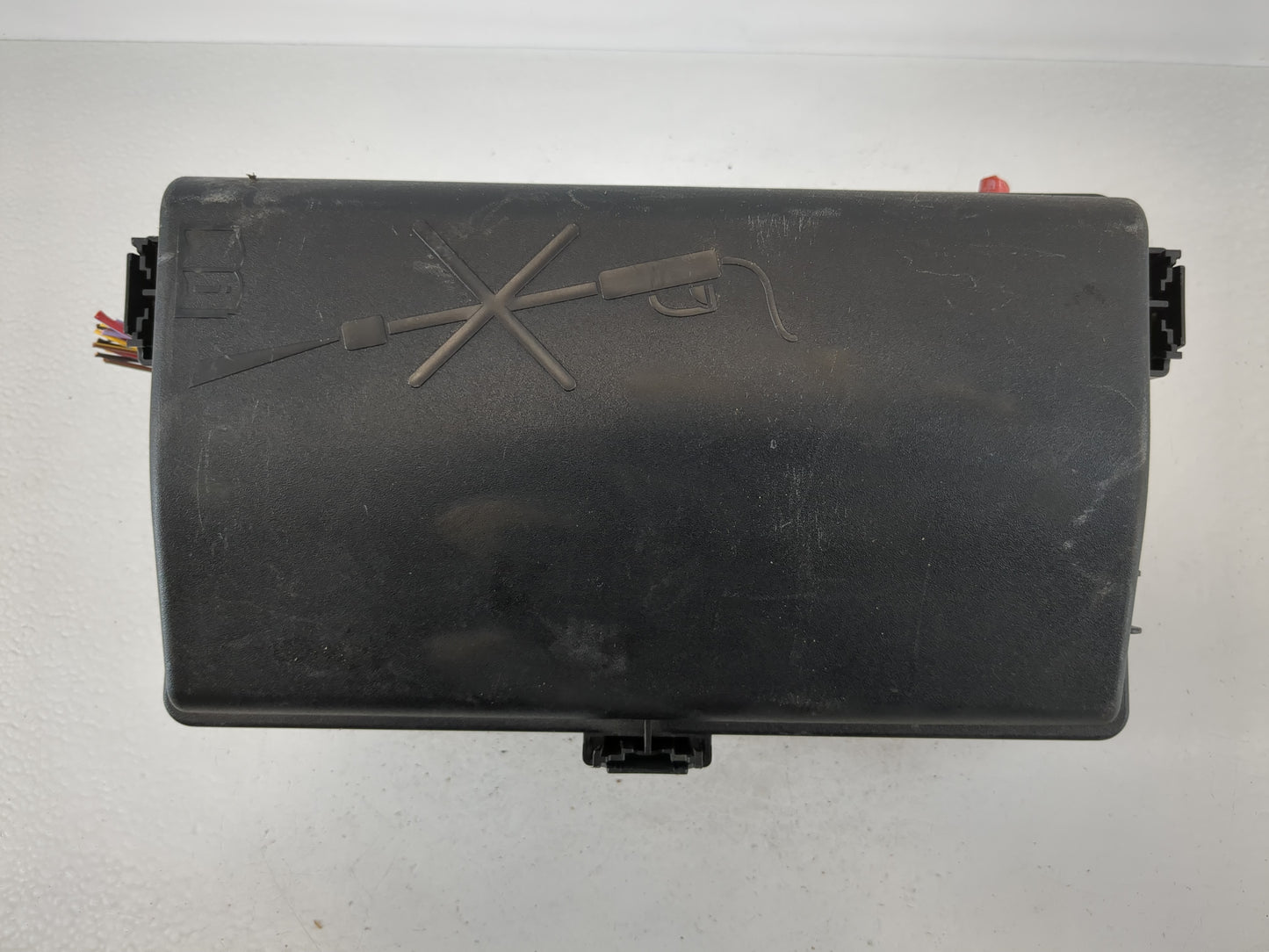 2012-2014 Chevrolet Cruze Fusebox Fuse Box Panel Relay Module P/N:95216200 Fits Fits 2012 2013 2014 OEM Used Auto Parts - Oe