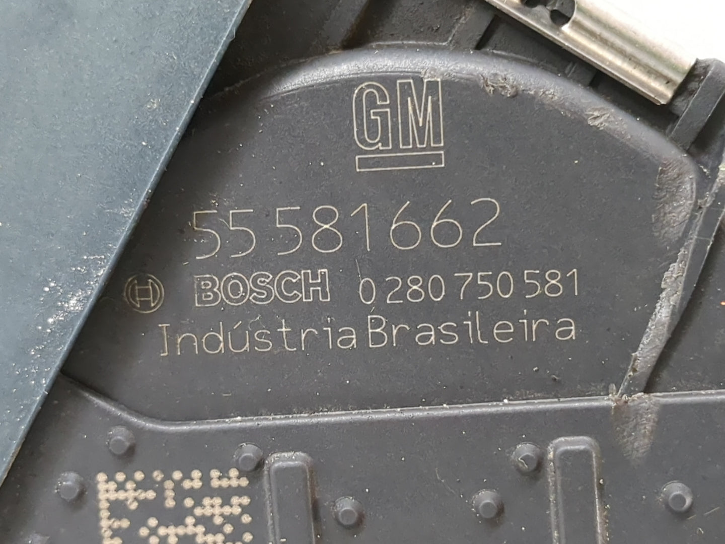 2011-2016 Chevrolet Cruze Throttle Body P/N:55581662 Fits Fits 2011 2012 2013 2014 2015 2016 2017 2018 2019 2020 2021 OEM Us