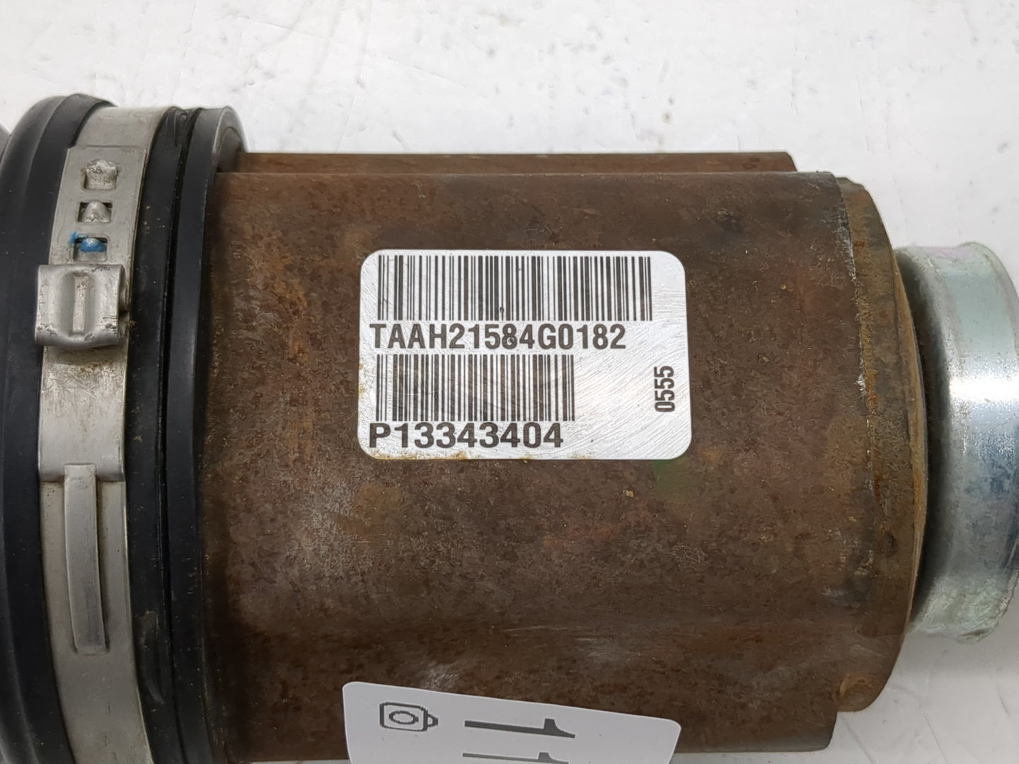2013-2016 Chevrolet Cruze Axle Shaft Front Driver Cv C/v - Oemusedautoparts1.com