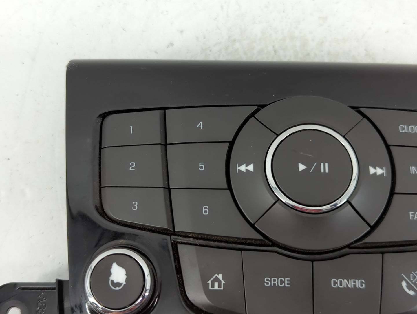 2013-2016 Chevrolet Cruze Radio Control Panel - Oemusedautoparts1.com