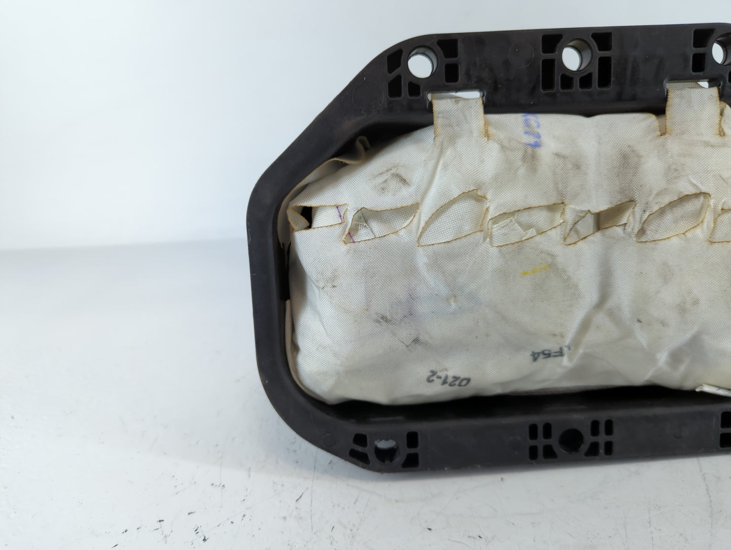 2013-2016 Chevrolet Cruze Air Bag Passenger Right Dashboard OEM P/N:95910049 Fits Fits 2013 2014 2015 2016 OEM Used Auto Par