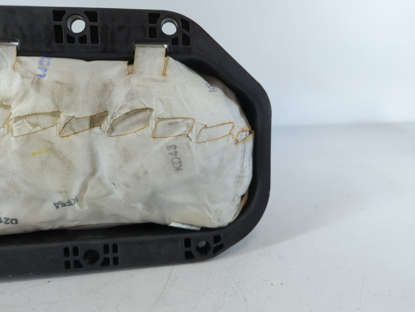 2013-2016 Chevrolet Cruze Air Bag Passenger Right Dashboard OEM P/N:95910049 Fits Fits 2013 2014 2015 2016 OEM Used Auto Par