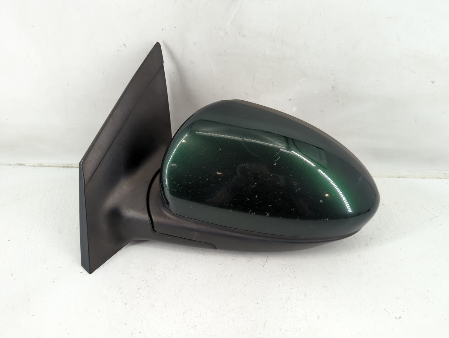 2011-2016 Chevrolet Cruze Driver Side View Mirror - Left Door Mirror OEM Used - Oemusedautoparts1.com