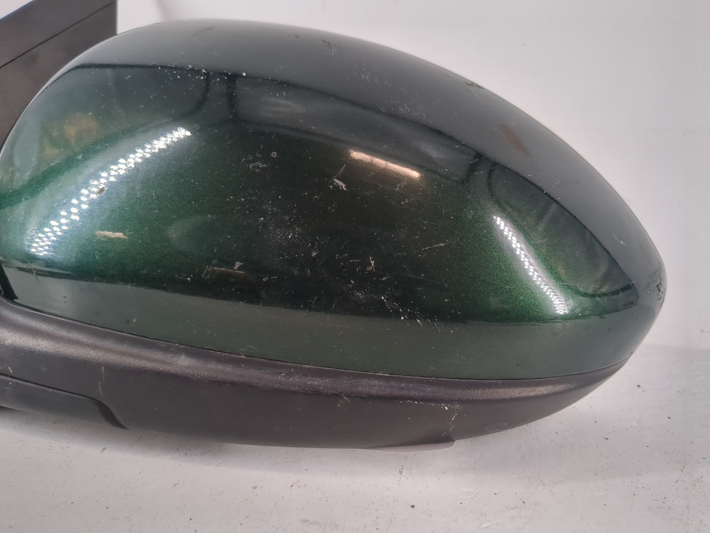 2011-2016 Chevrolet Cruze Driver Side View Mirror - Left Door Mirror OEM Used - Oemusedautoparts1.com