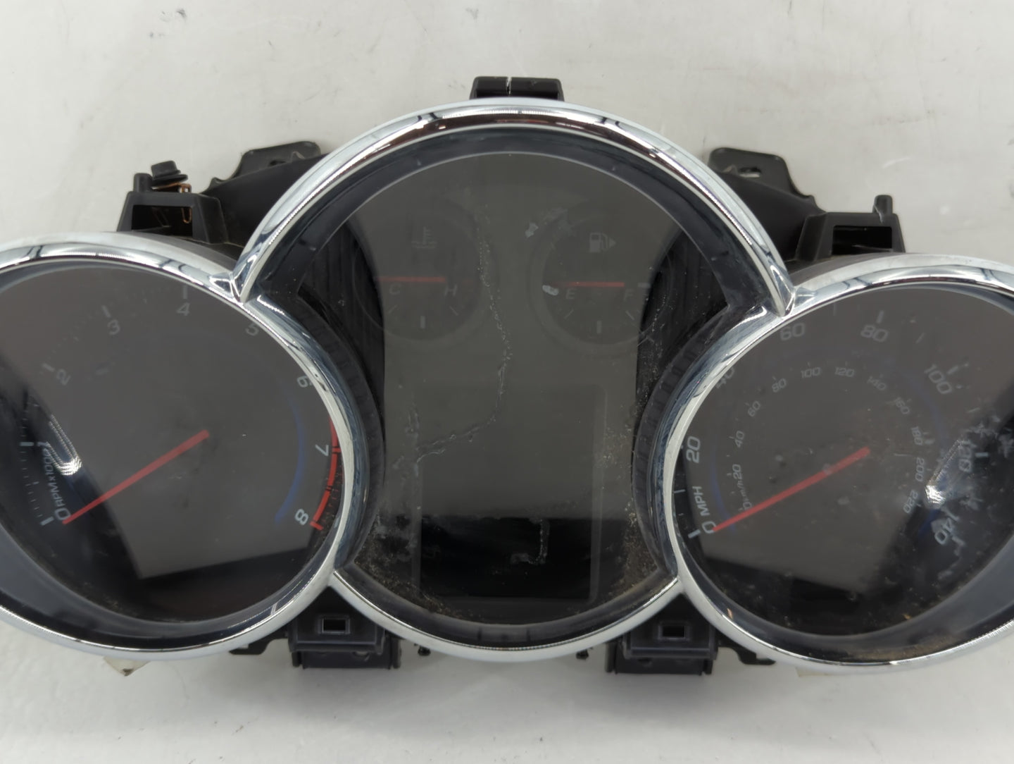 2013-2014 Chevrolet Cruze Instrument Cluster Speedometer Gauges P/N:94560792 Fits Fits 2013 2014 OEM Used Auto Parts - Oemus
