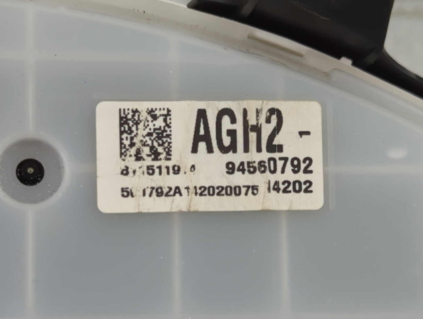 2013-2014 Chevrolet Cruze Instrument Cluster Speedometer Gauges P/N:94560792 Fits Fits 2013 2014 OEM Used Auto Parts - Oemus