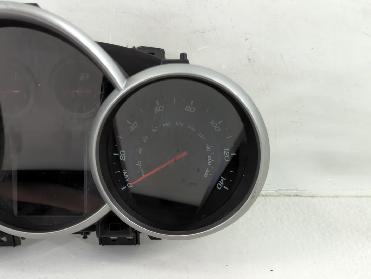 2013-2014 Chevrolet Cruze Instrument Cluster Speedometer Gauges P/N:95129378 Fits Fits 2013 2014 OEM Used Auto Parts - Oemus