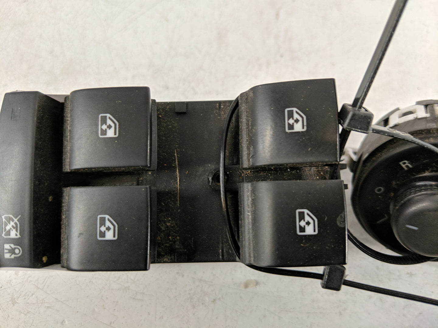 2011-2014 Chevrolet Cruze Master Power Window Switch Replacement Driver Side Left P/N:20838852 Fits Fits 2011 2012 2013 2014