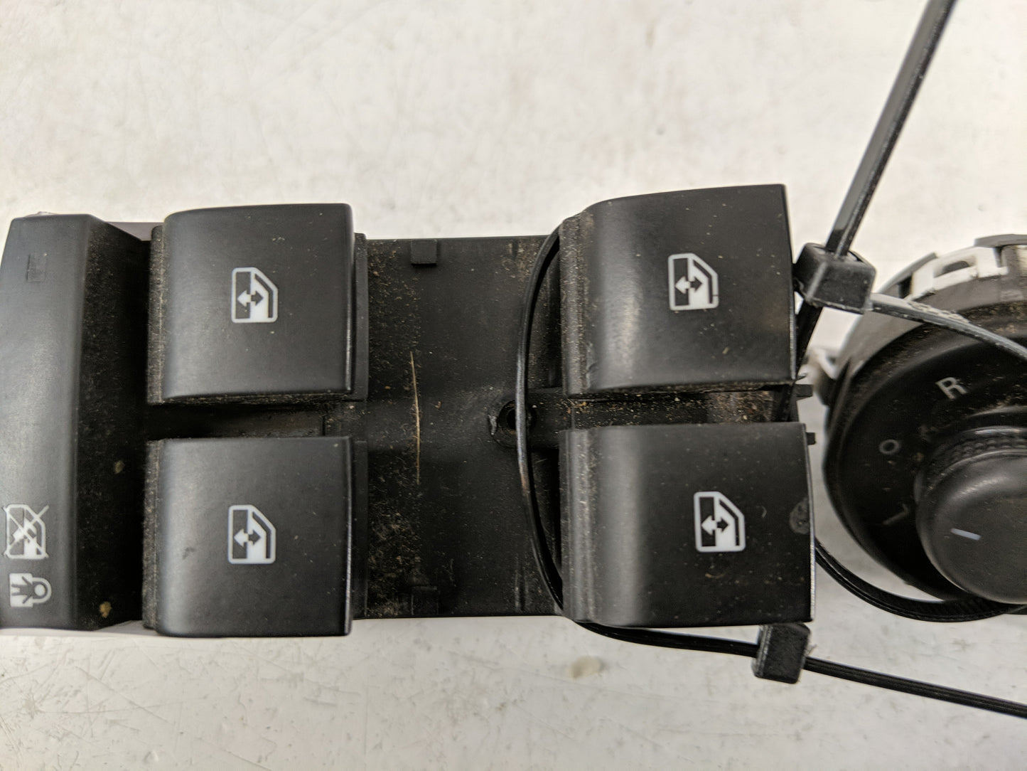 2011-2014 Chevrolet Cruze Master Power Window Switch Replacement Driver Side Left P/N:20838852 Fits Fits 2011 2012 2013 2014