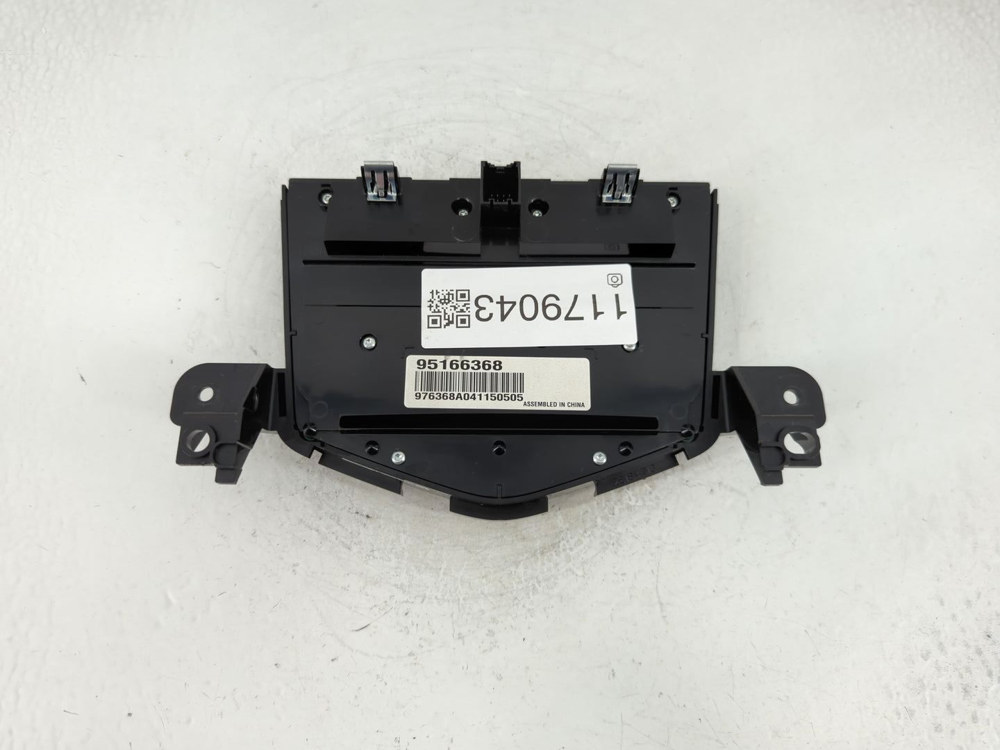 2013-2016 Chevrolet Cruze Radio AM FM Cd Player Receiver Replacement P/N:95166368 Fits Fits 2013 2014 2015 2016 OEM Used Aut