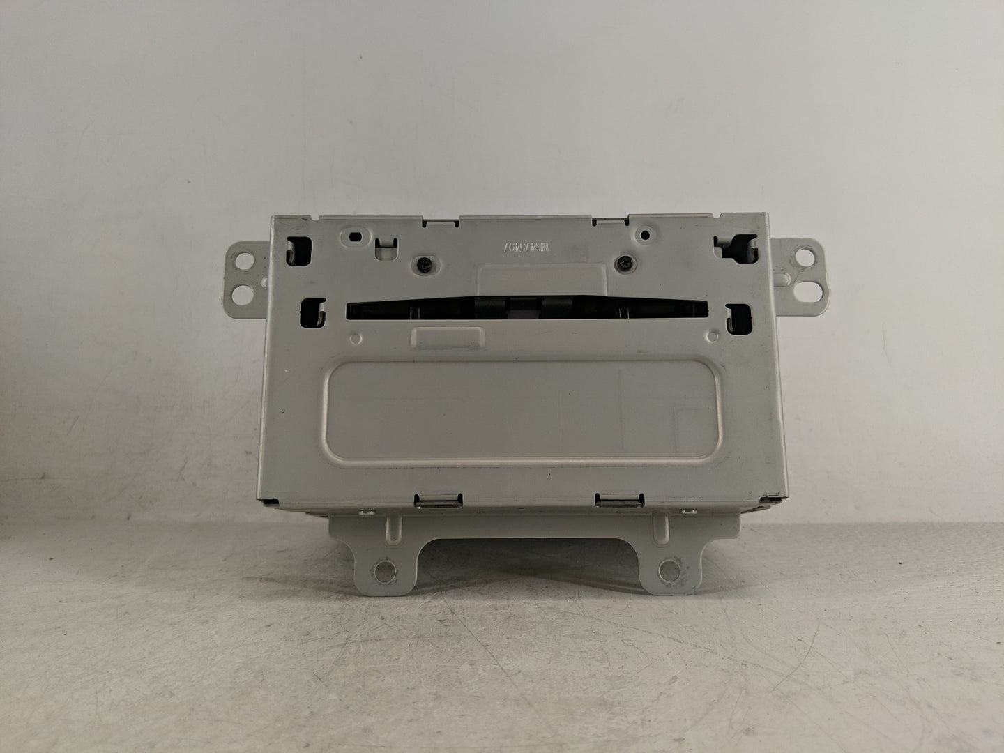 2011-2016 Chevrolet Cruze Radio AM FM Cd Player Receiver Replacement P/N:22976137 Fits Fits 2011 2012 2013 2014 2015 2016 OE