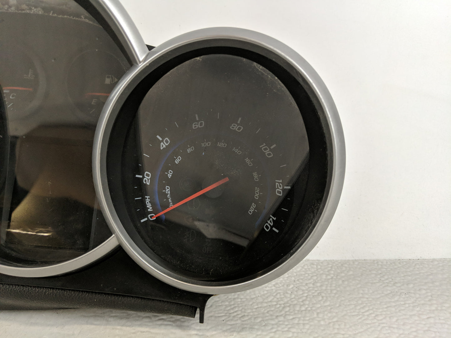 2013-2014 Chevrolet Cruze Instrument Cluster Speedometer Gauges P/N:811511914 94560794 Fits Fits 2013 2014 OEM Used Auto Par
