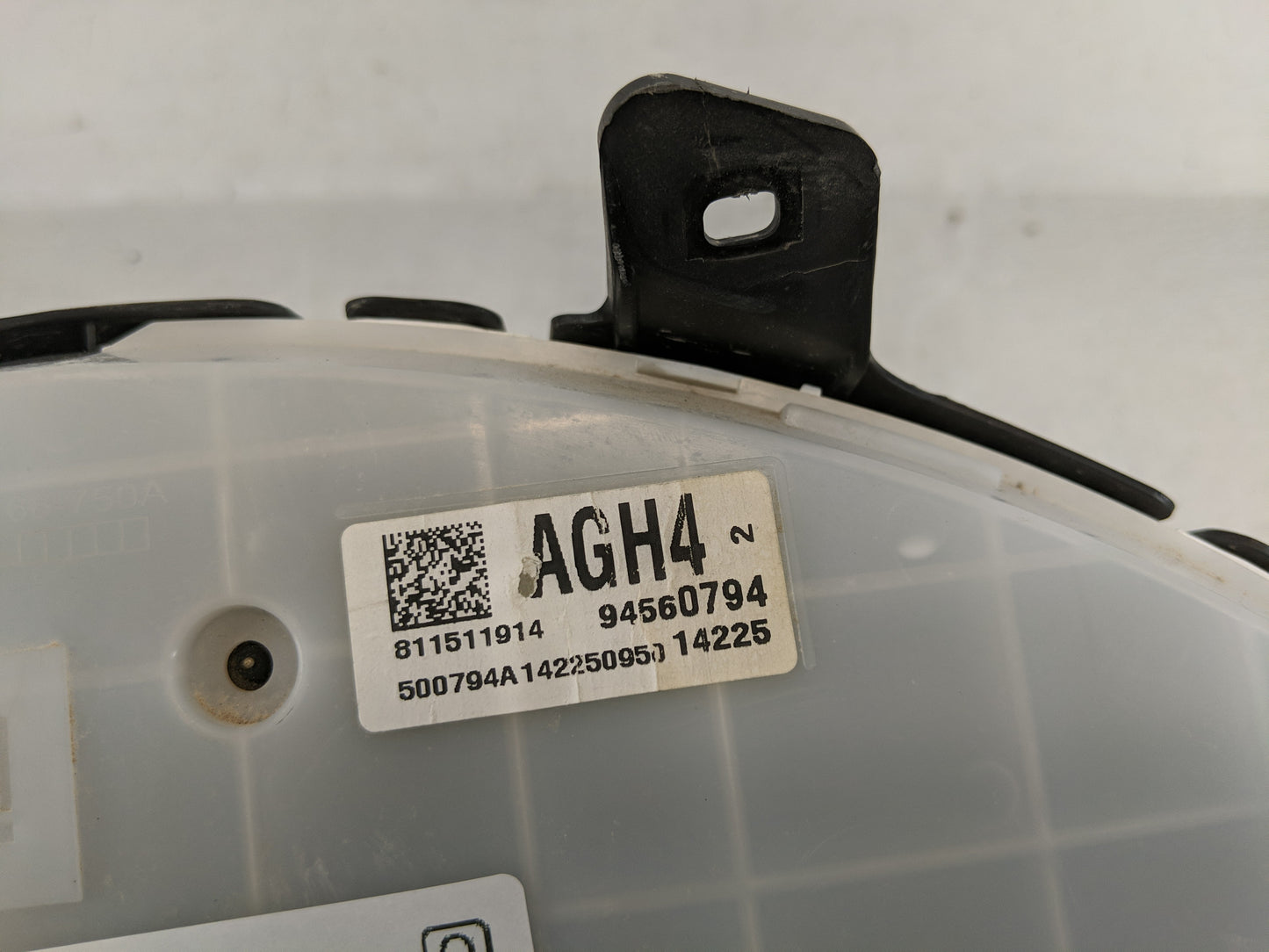2013-2014 Chevrolet Cruze Instrument Cluster Speedometer Gauges P/N:811511914 94560794 Fits Fits 2013 2014 OEM Used Auto Par