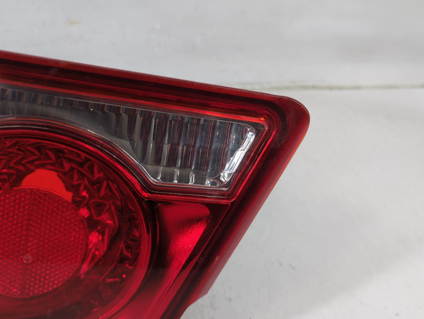 2011-2016 Chevrolet Cruze Tail Light Assembly Passenger Right OEM Fits Fits 2011 2012 2013 2014 2015 2016 OEM Used Auto Part