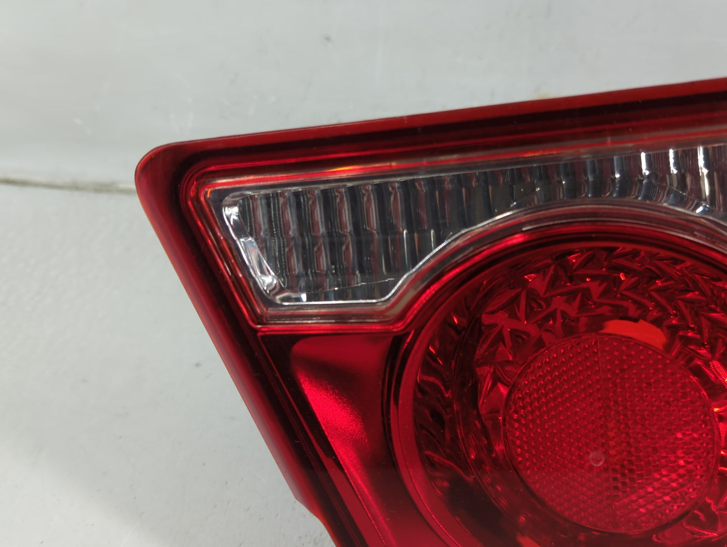2011-2016 Chevrolet Cruze Tail Light Assembly Driver Left OEM Fits Fits 2011 2012 2013 2014 2015 2016 OEM Used Auto Parts - 