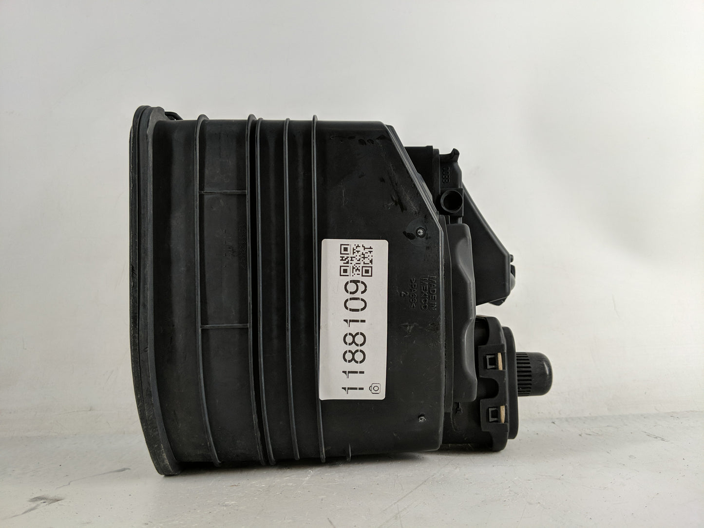 2014 Chevrolet Cruze Fuel Vapor Charcoal Canister 1188109 - Oemusedautoparts1.com