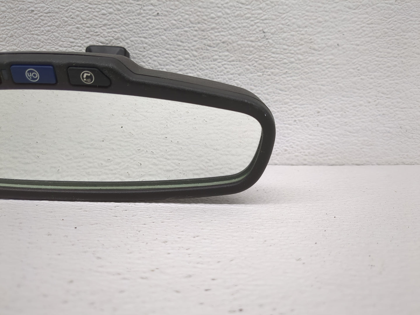 2011-2019 Chevrolet Cruze Interior Rear View Mirror Replacement OEM P/N:E1102639 Fits OEM Used Auto Parts - Oemusedautoparts