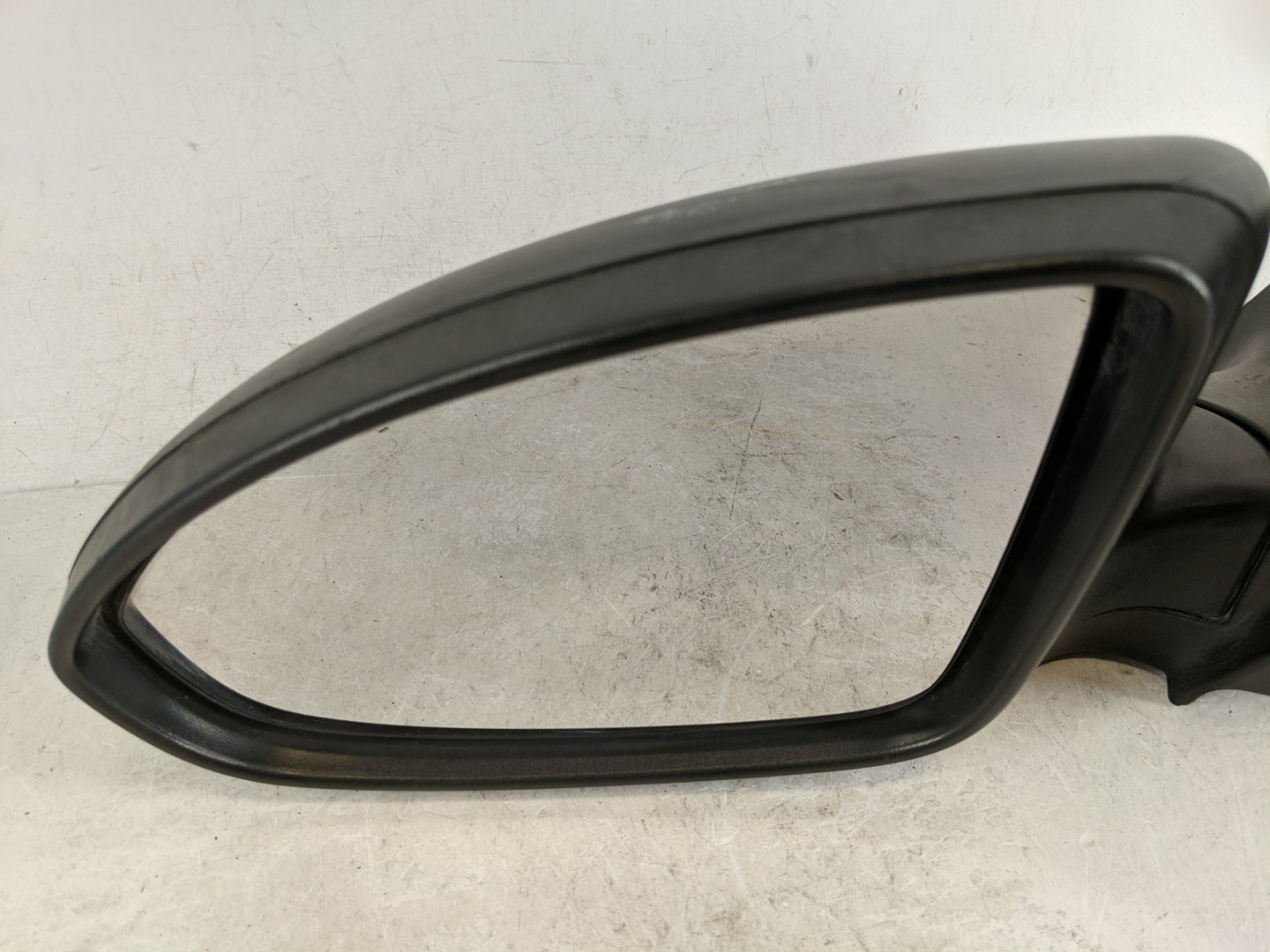 2011-2016 Chevrolet Cruze Passenger Right Side View Manual Door Mirror - Oemusedautoparts1.com