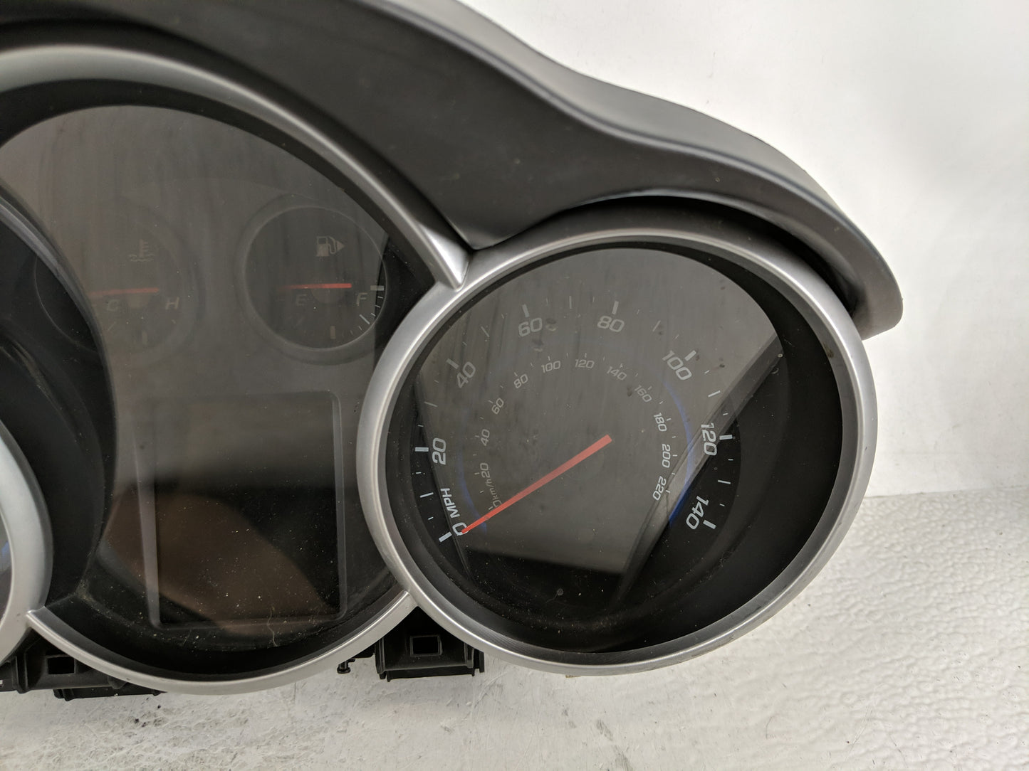 2013-2014 Chevrolet Cruze Instrument Cluster Speedometer Gauges P/N:95129378 811511914 Miles: Fits Fits 2013 2014 OEM Used A