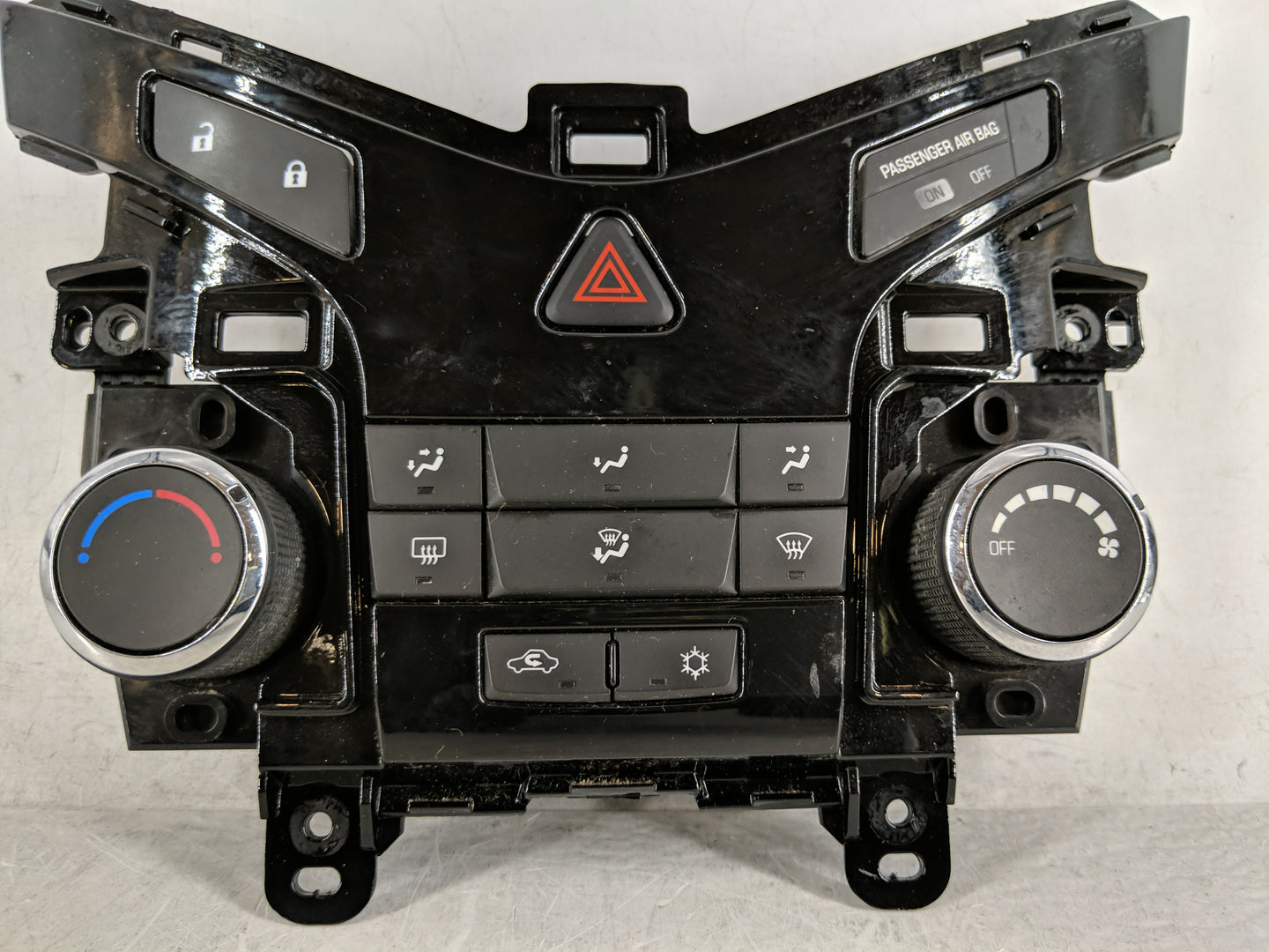 2012-2016 Chevrolet Cruze Climate Control Module Temperature AC/Heater Replacement P/N:95146207 Fits Fits 2012 2013 2014 201