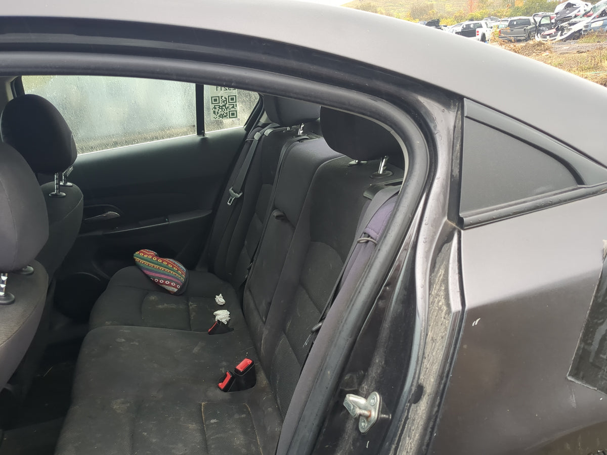 2014 Chevrolet Cruze Rear Seat Oem 1199682 - Oemusedautoparts1.com