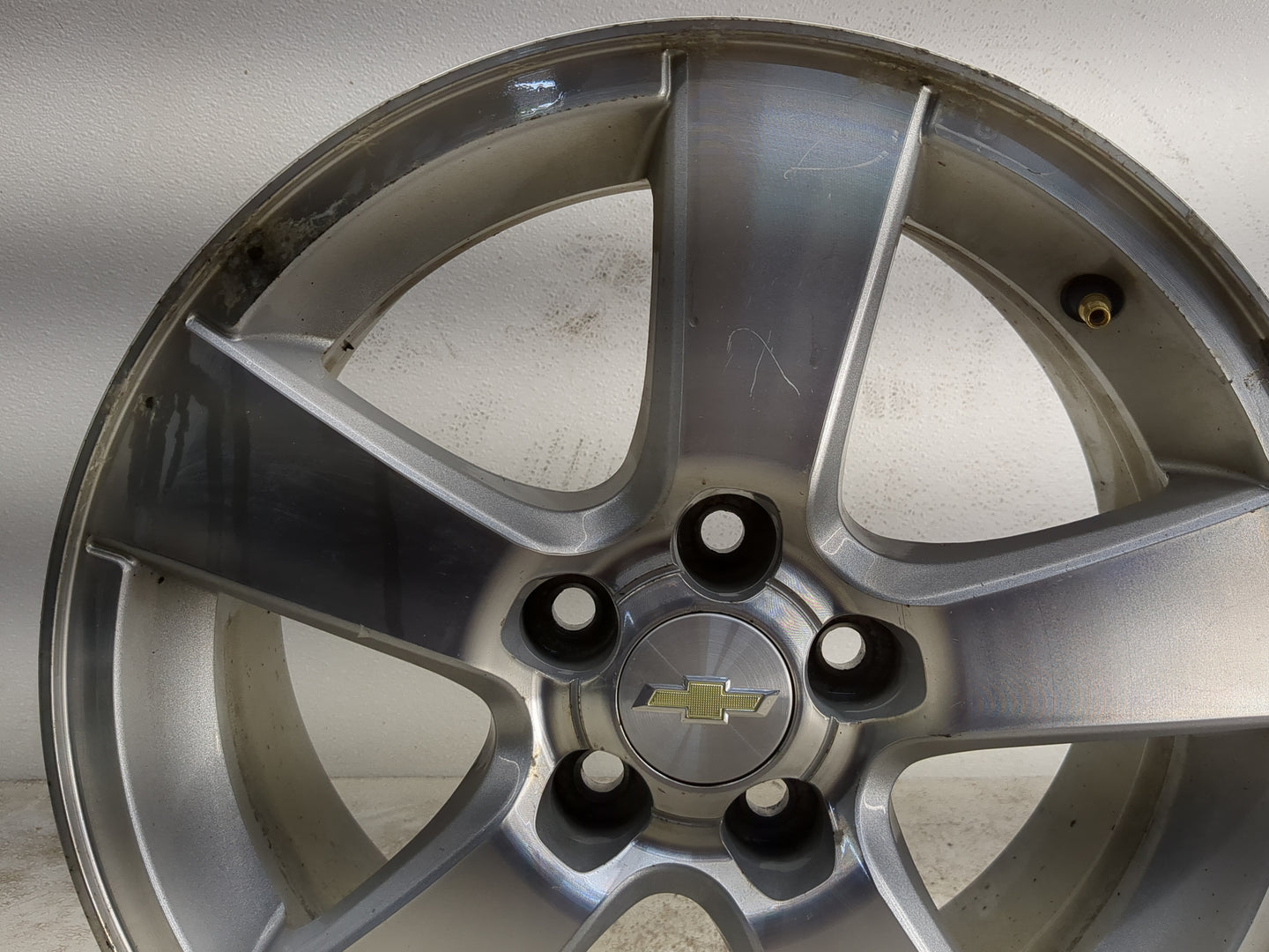 2011-2014 Chevrolet Cruze Oem Wheel Rim - Oemusedautoparts1.com