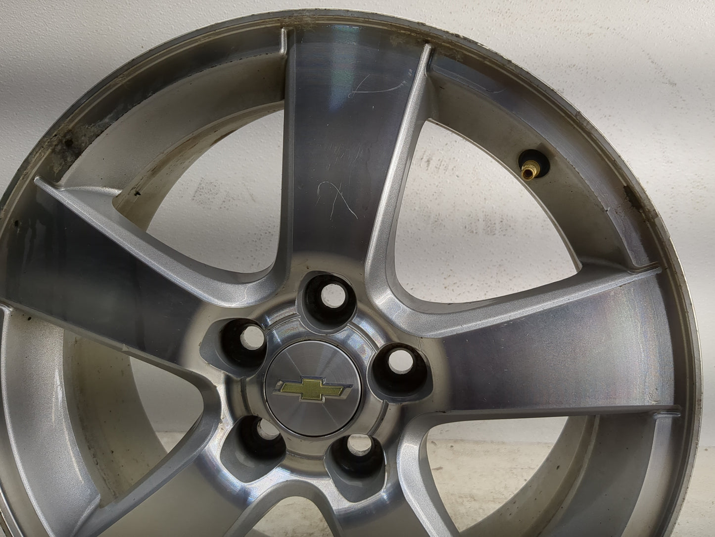 2011-2014 Chevrolet Cruze Oem Wheel Rim - Oemusedautoparts1.com