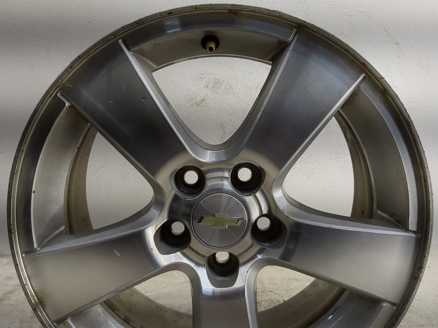 2011-2014 Chevrolet Cruze Oem Wheel Rim - Oemusedautoparts1.com