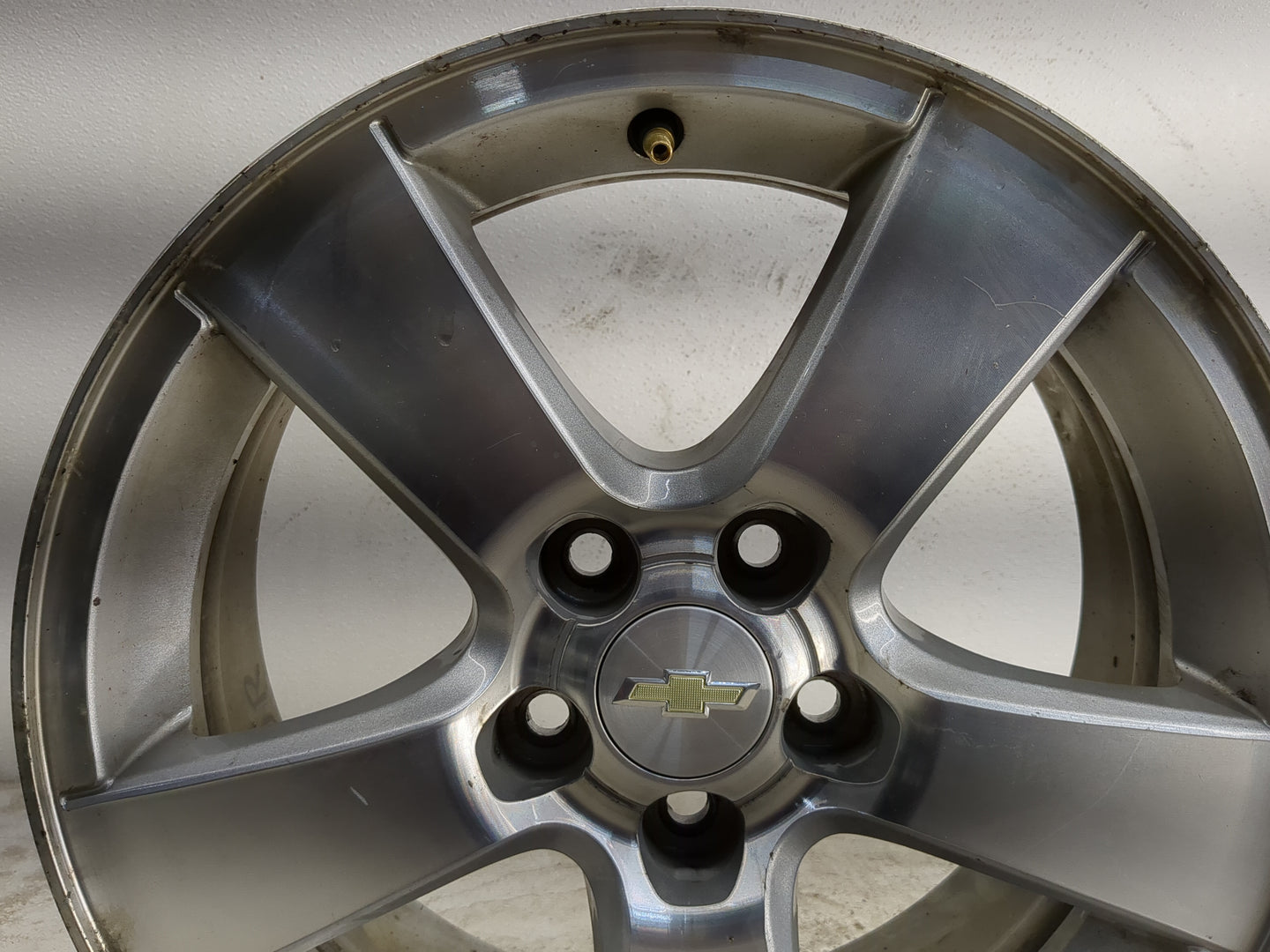 2011-2014 Chevrolet Cruze Oem Wheel Rim - Oemusedautoparts1.com