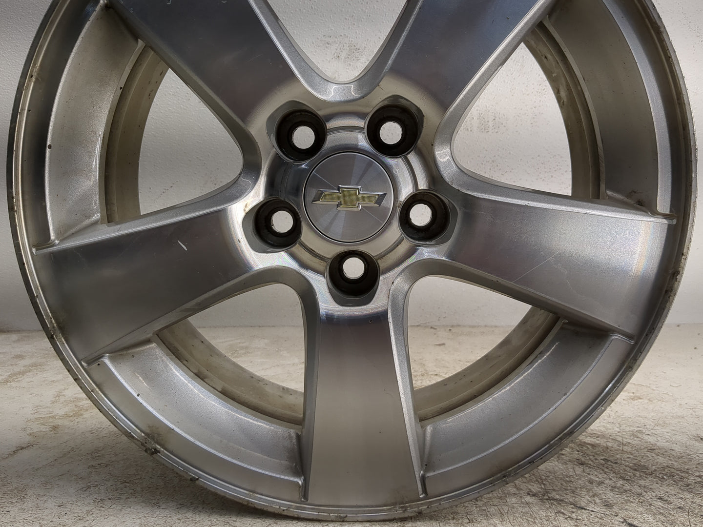 2011-2014 Chevrolet Cruze Oem Wheel Rim - Oemusedautoparts1.com