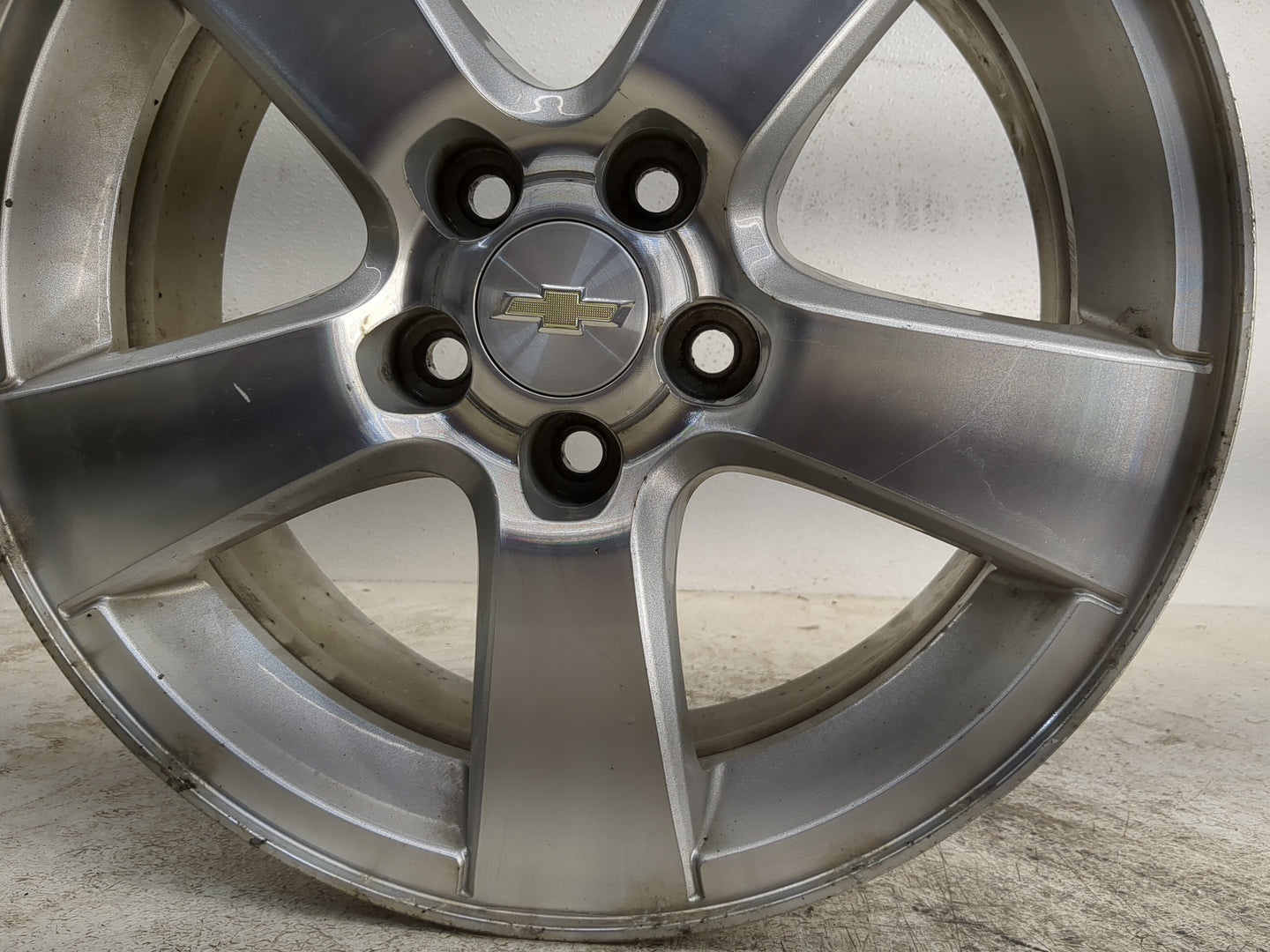 2011-2014 Chevrolet Cruze Oem Wheel Rim - Oemusedautoparts1.com