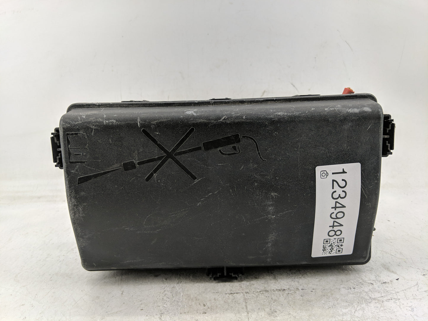 2011-2014 Chevrolet Cruze Fusebox Fuse Box Panel Relay Module P/N:95216200 Fits Fits 2011 2012 2013 2014 OEM Used Auto Parts