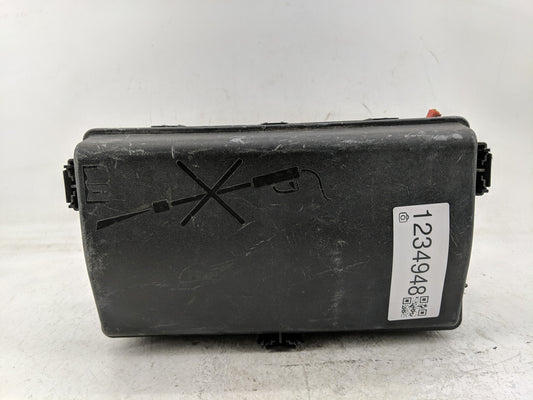2011-2014 Chevrolet Cruze Fusebox Fuse Box Panel Relay Module P/N:95216200 Fits Fits 2011 2012 2013 2014 OEM Used Auto Parts