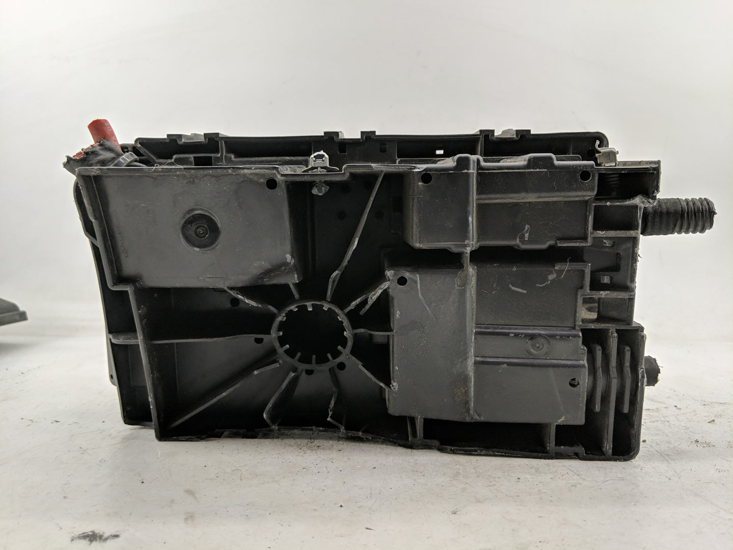 2011-2014 Chevrolet Cruze Fusebox Fuse Box Panel Relay Module P/N:95216200 Fits Fits 2011 2012 2013 2014 OEM Used Auto Parts