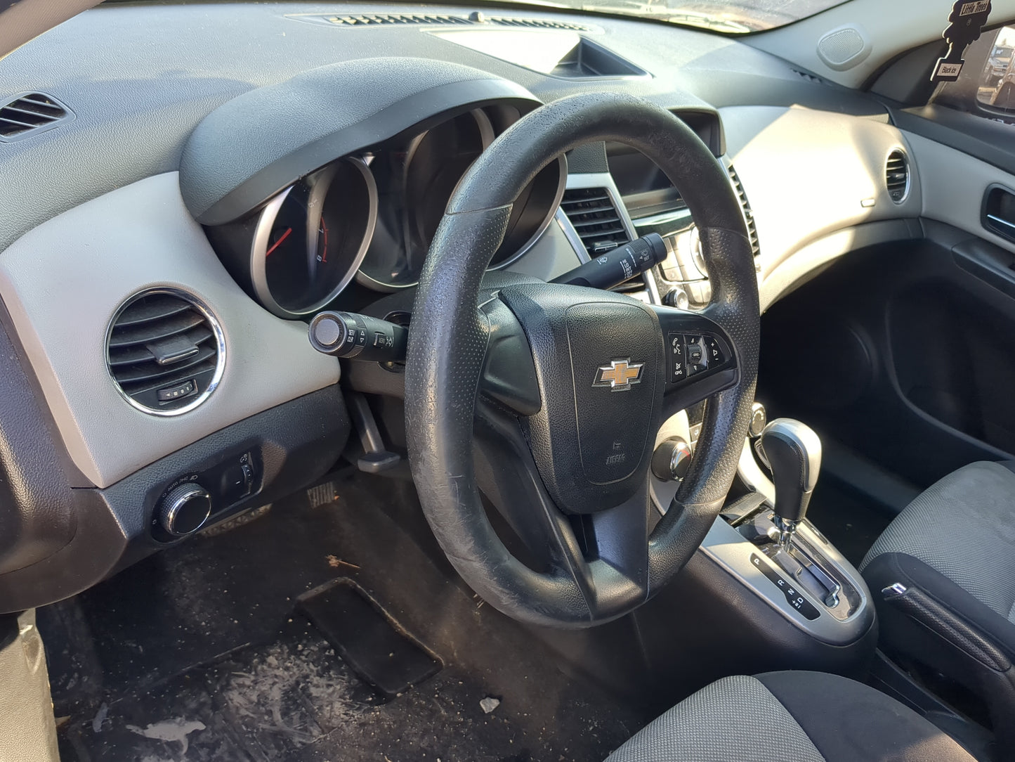 2013-2016 Chevrolet Cruze Air Bag Driver Left Steering Wheel Mounted 1234969 - Oemusedautoparts1.com