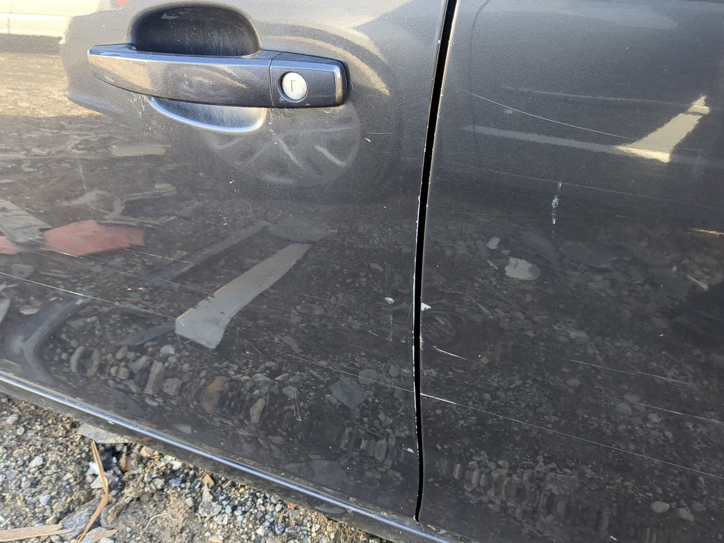 2012-2016 Chevrolet Cruze Driver Front Door Oem 1235026 - Oemusedautoparts1.com
