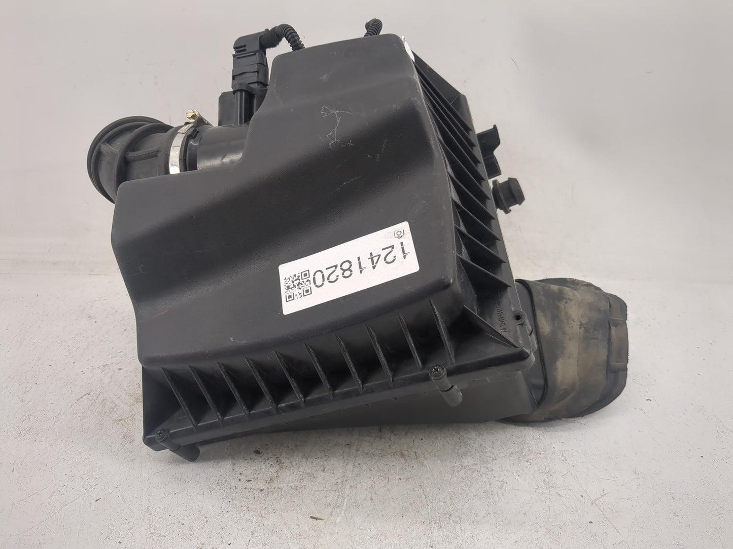 2014 Chevrolet Cruze Air Cleaner Intake-duct Hose Tube - Oemusedautoparts1.com