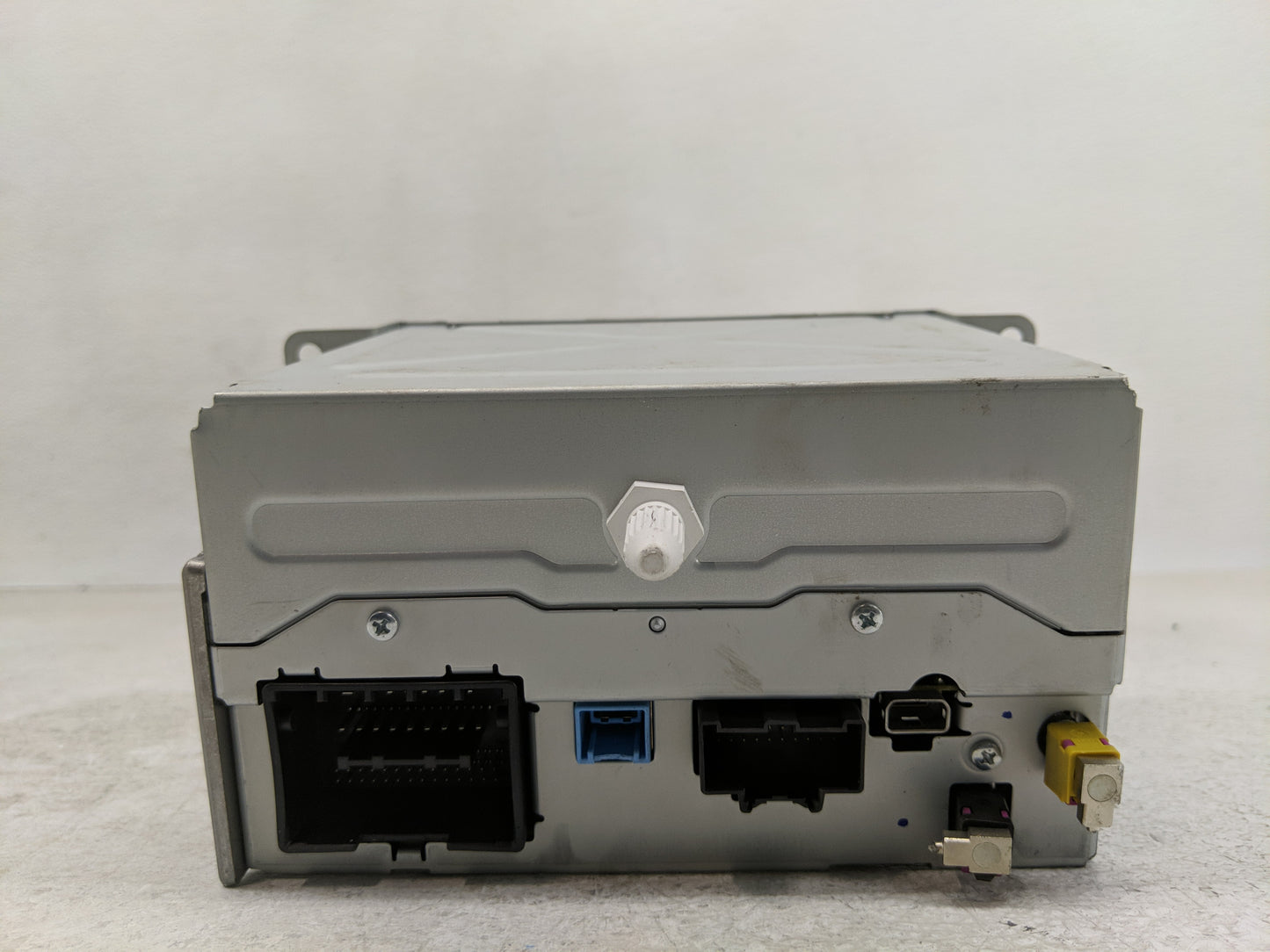 2014 Chevrolet Cruze Radio AM FM Cd Player Receiver Replacement P/N:2320 6821 Fits OEM Used Auto Parts - Oemusedautoparts1.c
