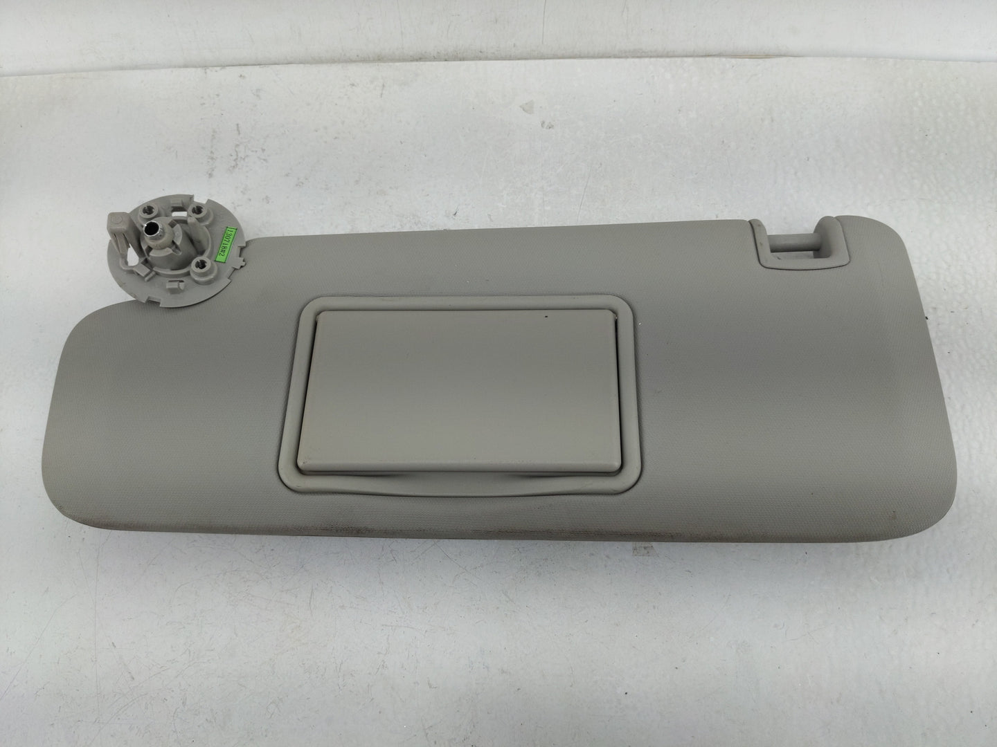 2011-2016 Chevrolet Cruze Sun Visor Shade Replacement Driver Left Mirror Fits Fits 2011 2012 2013 2014 2015 2016 OEM Used Au