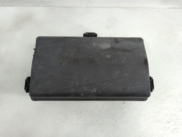 2011-2014 Chevrolet Cruze Fusebox Fuse Box Panel Relay Module P/N:812461952 Fits Fits 2011 2012 2013 2014 OEM Used Auto Part