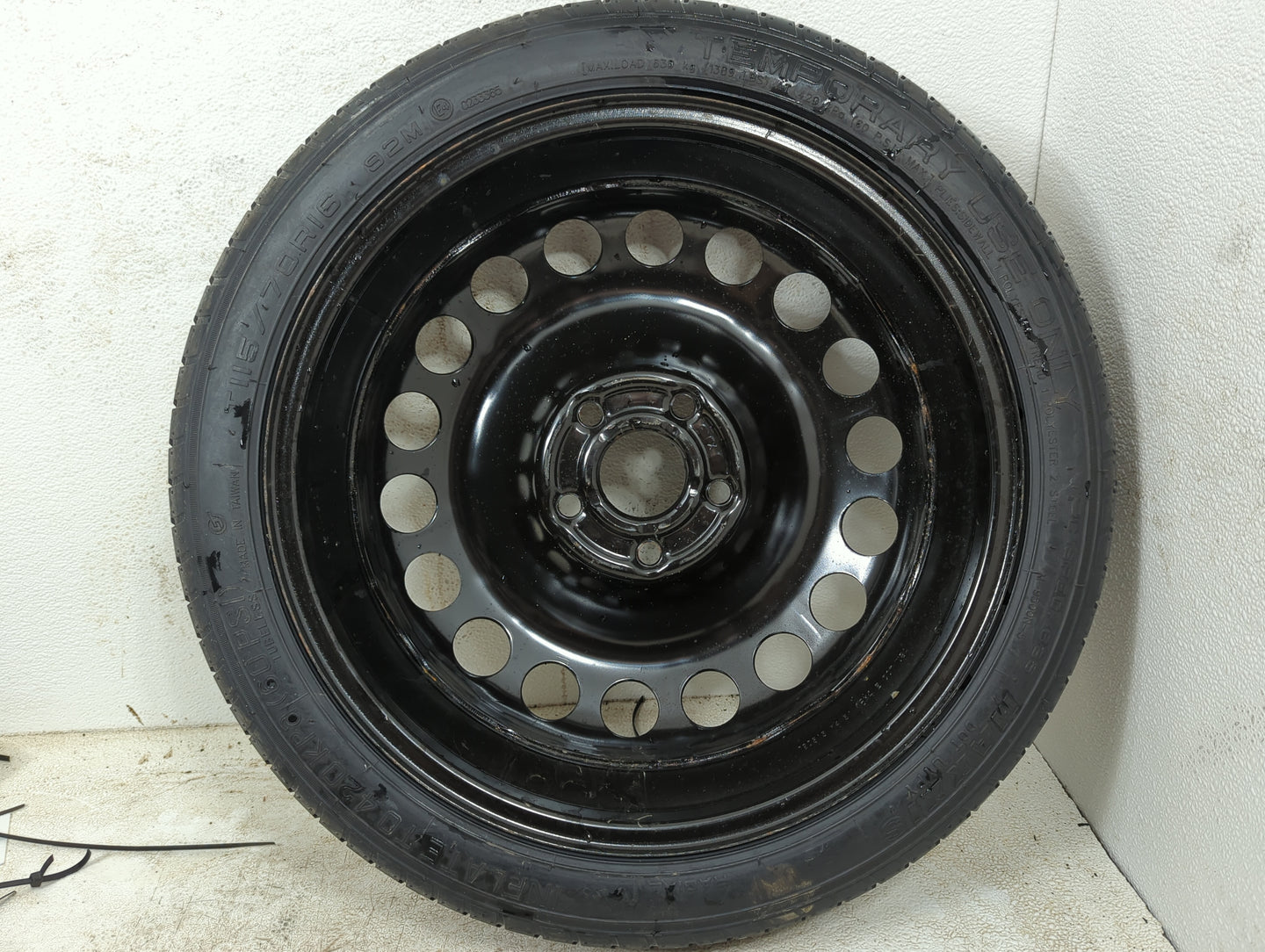 2011-2016 Chevrolet Cruze Spare Donut Tire Wheel Rim Oem 1274942 - Oemusedautoparts1.com