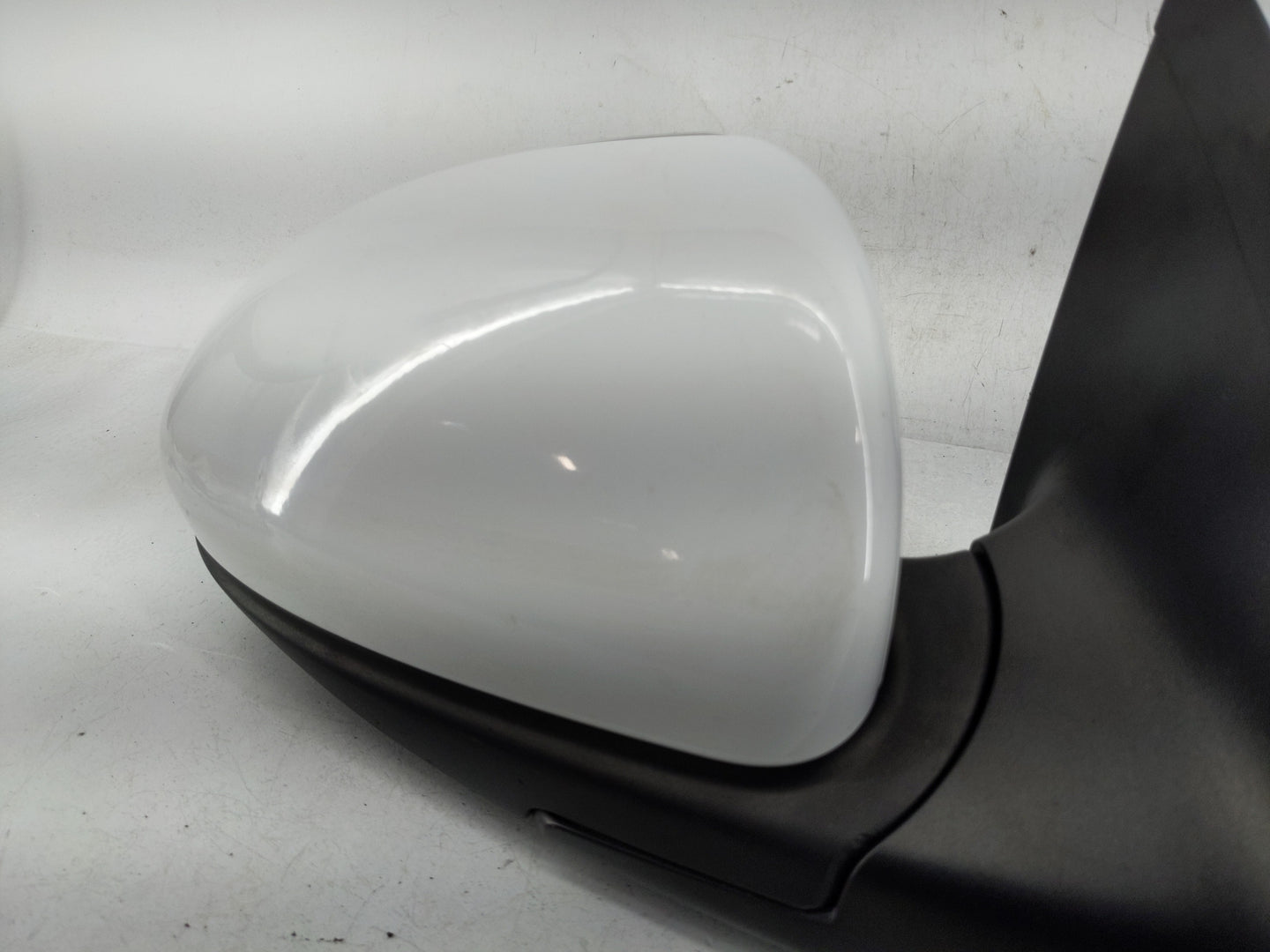 2011-2016 Chevrolet Cruze Side Mirror Replacement Passenger Right View Door Mirror P/N:95186727 Fits OEM Used Auto Parts - O