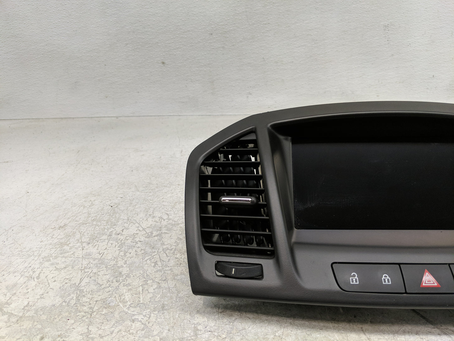 2012-2016 Chevrolet Cruze Information Display Screen - Oemusedautoparts1.com