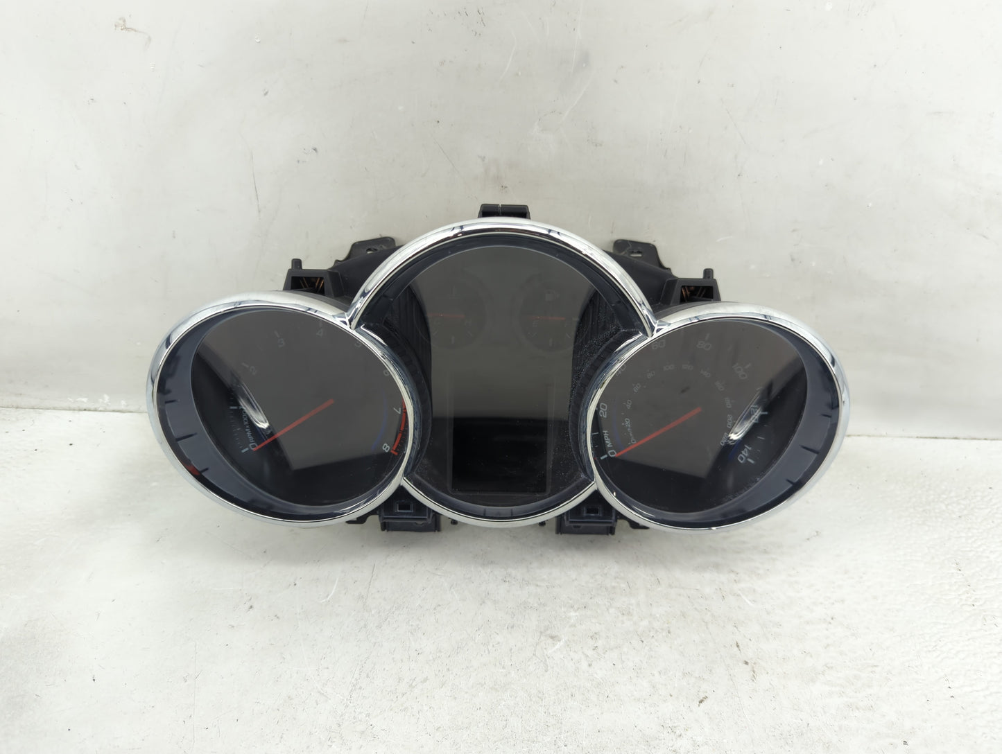 2013-2014 Chevrolet Cruze Instrument Cluster Speedometer Gauges P/N:95123976 811511914, 94560794 Fits Fits 2013 2014 OEM Use
