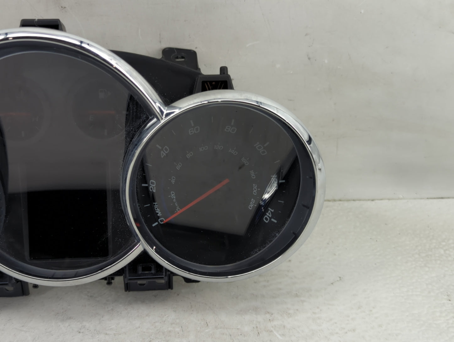 2013-2014 Chevrolet Cruze Instrument Cluster Speedometer Gauges P/N:95123976 811511914, 94560794 Fits Fits 2013 2014 OEM Use