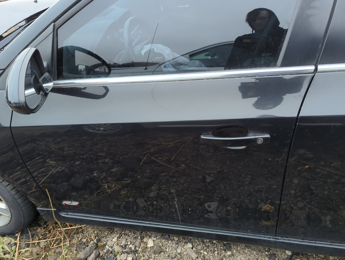 2012-2016 Chevrolet Cruze Driver Front Door Oem 1299708 - Oemusedautoparts1.com