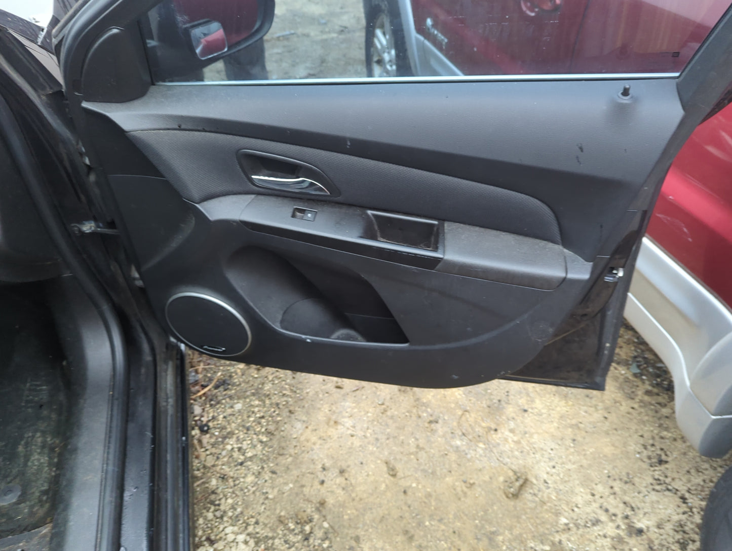 2014 Chevrolet Cruze Front Right Passenger Interior Door Panel Trim 1299773 - Oemusedautoparts1.com